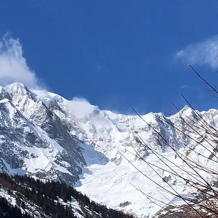 アパート La Gerla - Maison De Charme - Vista Monte Bianco クールマイユール