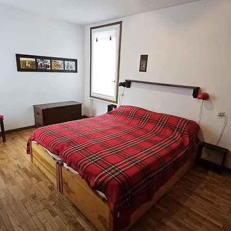 Apartment La Gerla - Maison De Charme Valle D'aosta - Vista Monte Bianco Courmayeur