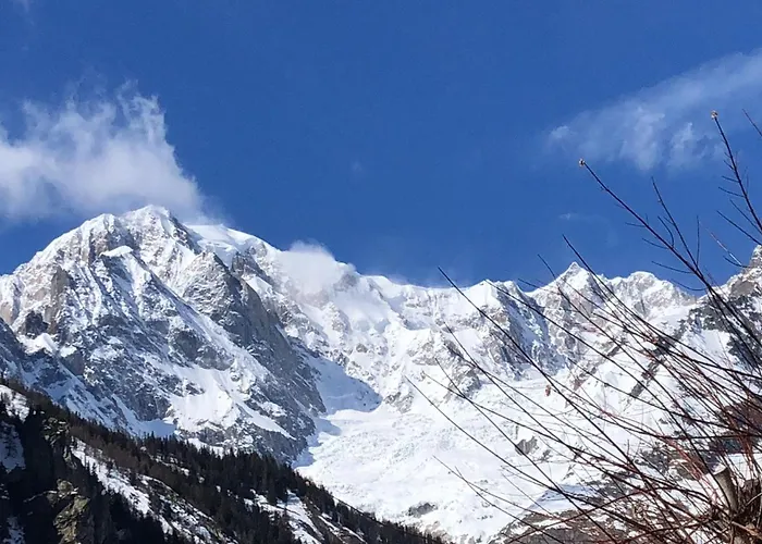 Apartment La Gerla - Maison De Charme Valle D'Aosta - Vista Monte Bianco Courmayeur